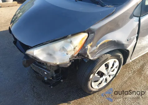 2013 Toyota Prius C Two из США, поврежденный, VIN JTDKDTB30D1556962